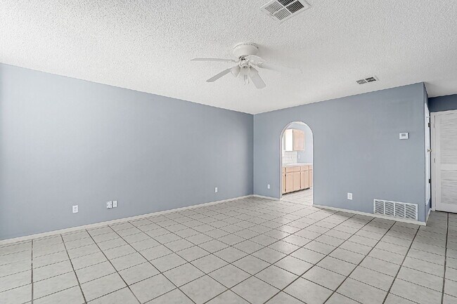 Photo - "Charming 3-Bedroom Home in El Paso with Spacious Living Areas – 1251 Sq Ft of Comfort!"