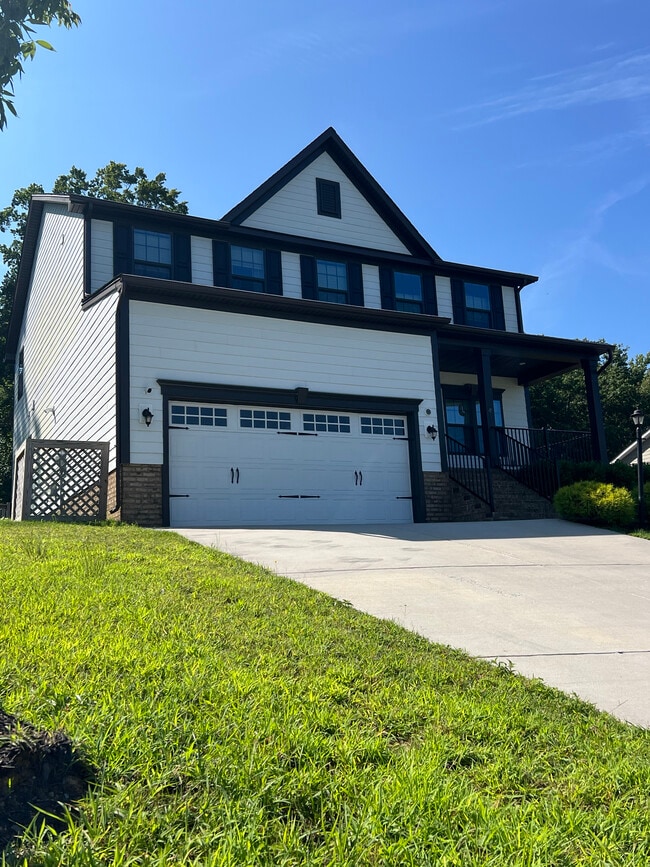 Building Photo - 9332 Janeway Dr Rental