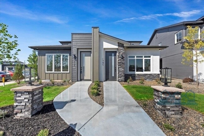 Building Photo - 1740 E State Ave