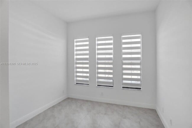 Photo - 8450 NW 39th Ct