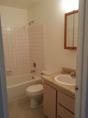 Photo - Amberwood Club Apartments