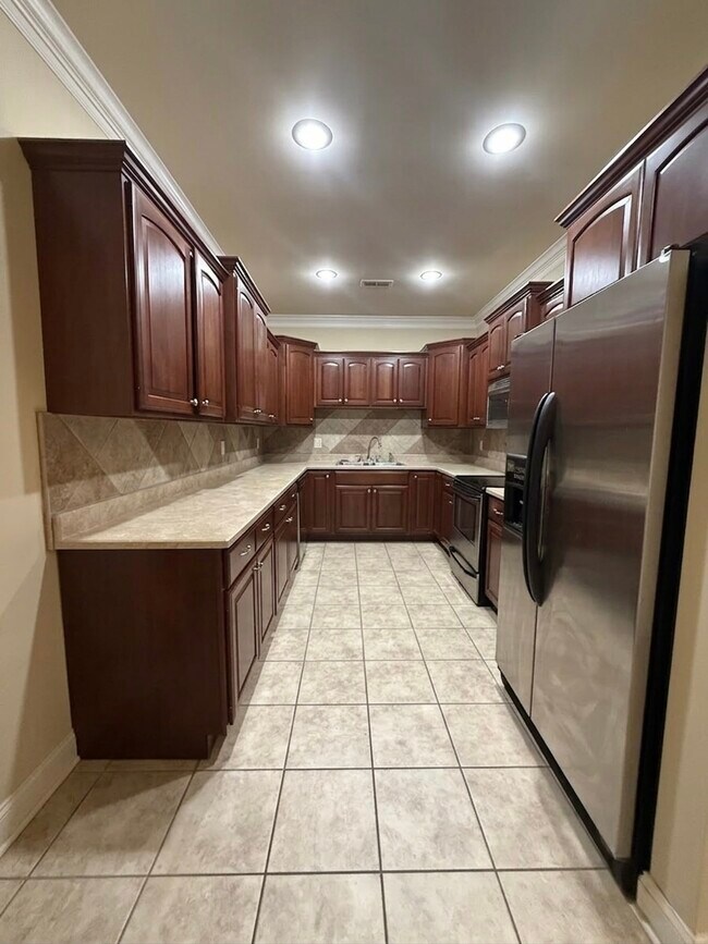 Photo - 110 Renee Ln