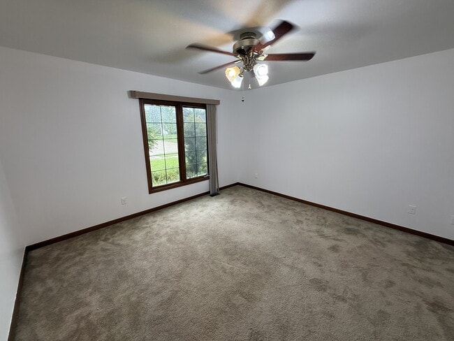 Photo - 2915 Chippewa Dr