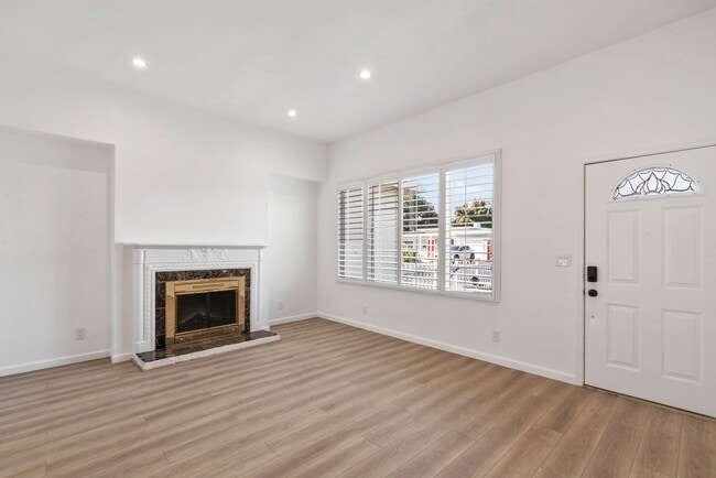 Photo - Move-In Ready Gem with Convenient Location