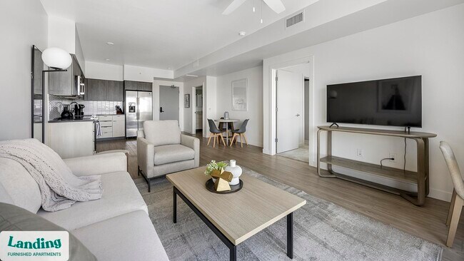 Photo - 707 S Farmer Ave Unidad 6024.1405148