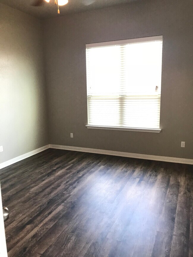 8117 Northgate Lp