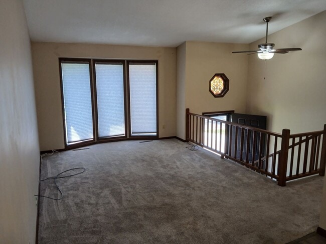 Photo - 3 bedrooms, 2 bathrooms, 2 car garage with fenced in yard!
