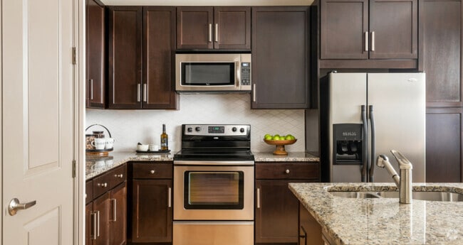 Building Photo - Luxury Living in Downtown’s Most Desired A... Unit MH1 Rental