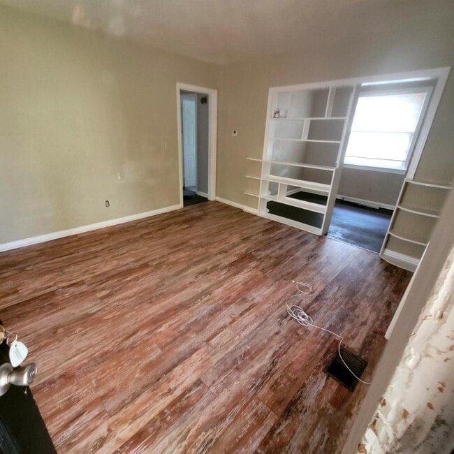 Photo - 8316 Buttercup St