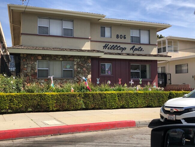 Building Photo - 806 Edgewood St Unit 9