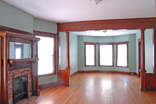 132 Blaine Ave