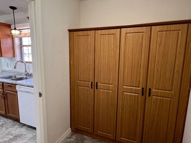 Photo - All Brick 3 Bedroom, 2 Bathroom near Twin Oaks