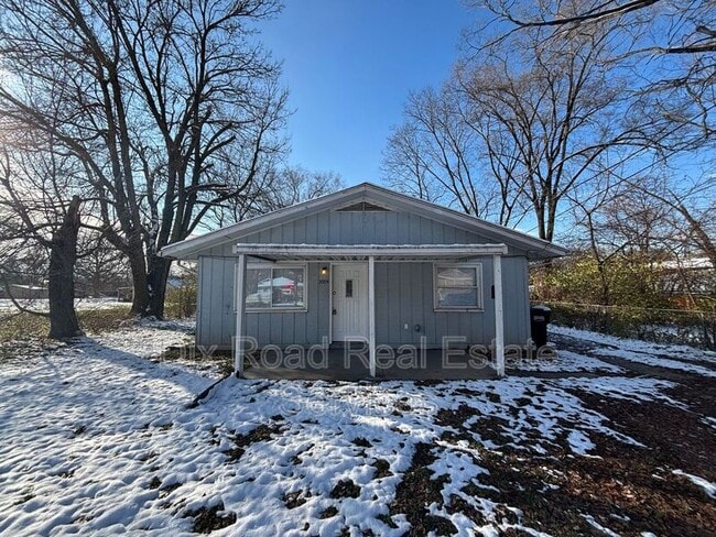 Building Photo - 3004 Finley St