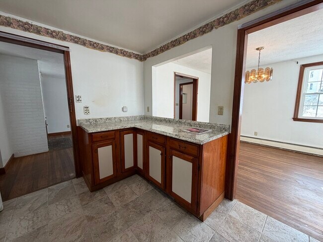 Photo - 24 Grapevine Ave