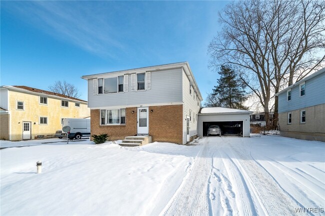 Photo - 317 Sundridge Dr Townhome