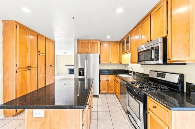 Photo - 11770 Treeview Pl
