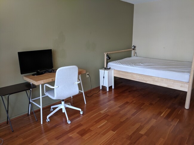 Photo - 2020 Walnut St Unit 11g