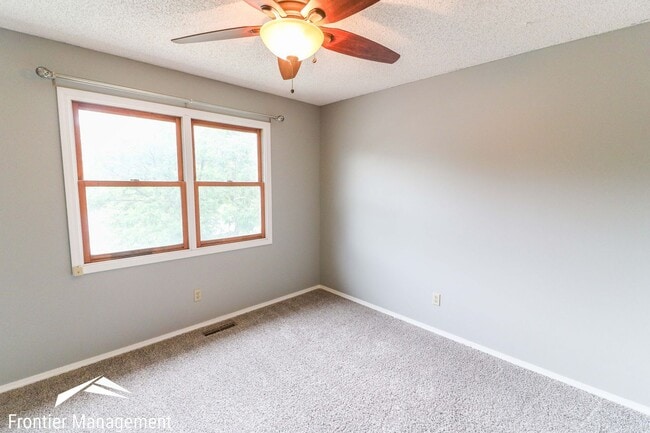 Photo - Stunning single-family home in West Manhat...