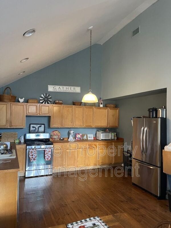 Photo - 500 Nonnewaug Rd