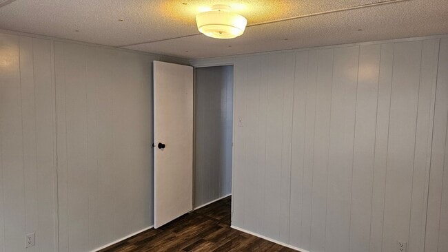 Photo - 2217 Glenburn Rd Unit 8