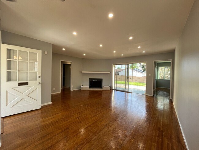 Photo - Upgraded 3+2 in Canoga Park w/central HVAC, wood floors + appliances!