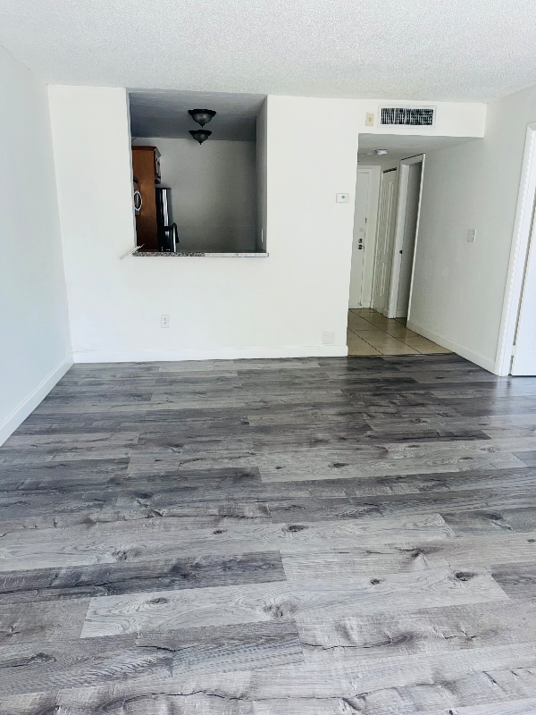 Building Photo - 484 NW 165th St Rental
