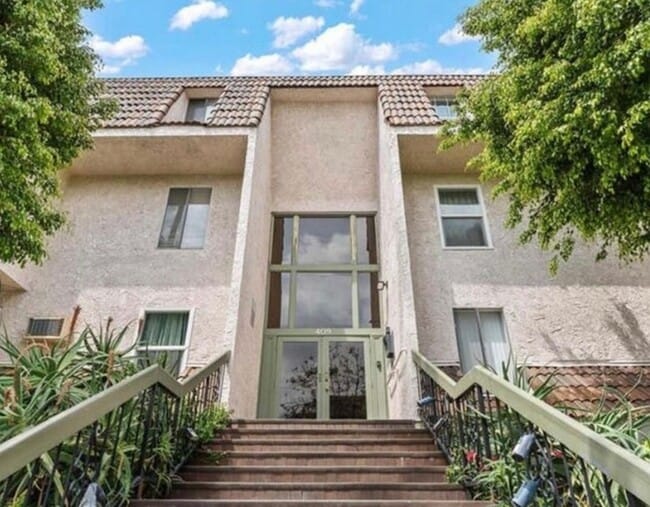 Photo - 409 Burchett St Unit 315