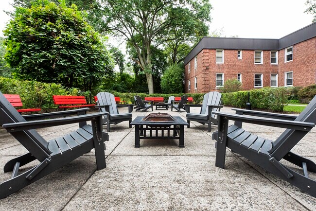River Park Apartments