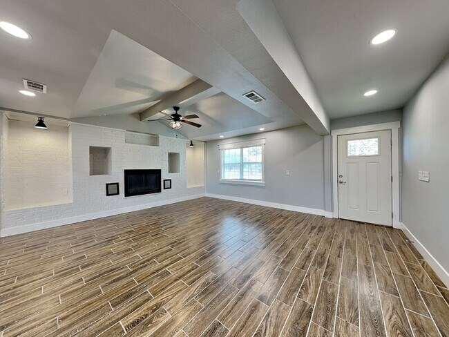 Photo - 1875 Pvt Rd 5273