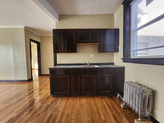 Photo - 953 N Pine Ave Unidad 1