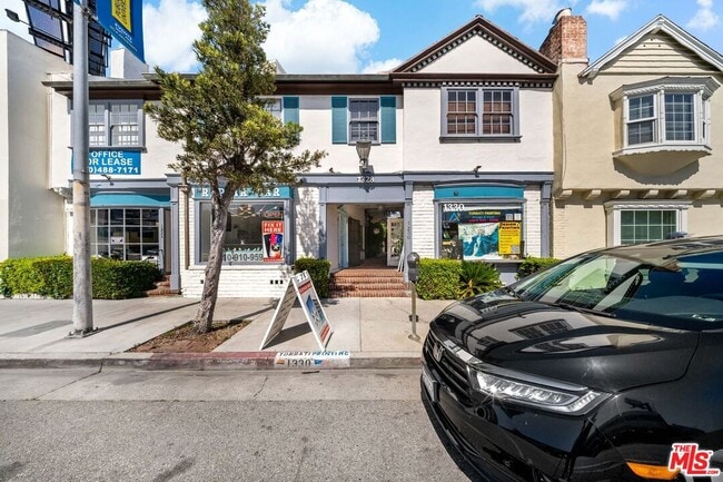 Photo - 1324 Westwood Blvd