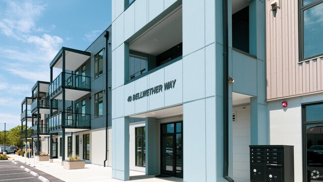 Building Photo - 40 Bellwether Way Rental