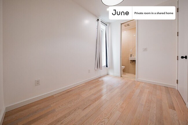 Photo - Room in Shared 4 bed/4 bath home Unit B