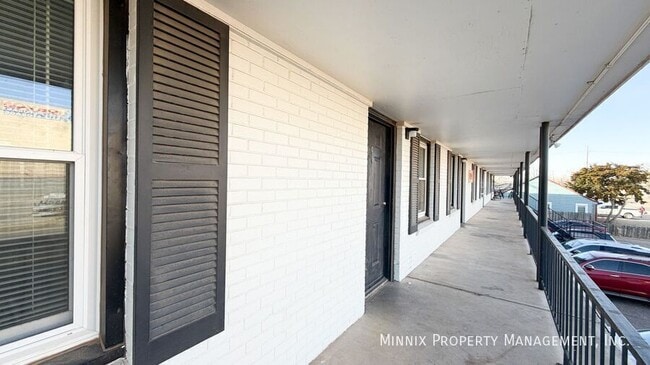 Photo - 2010 Ave. S Unit 1