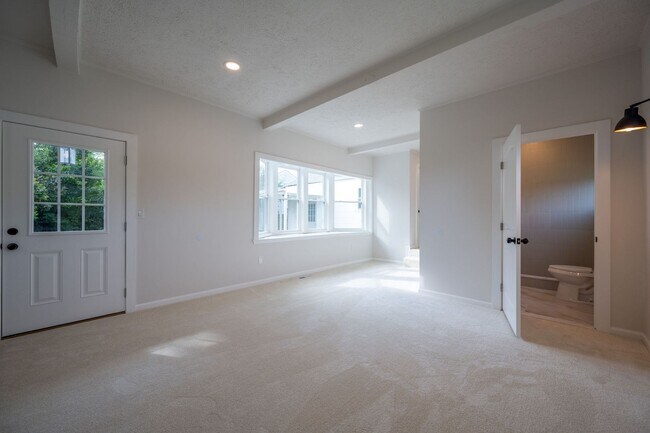 Photo - Huge 3 Bed/2 Bath Home