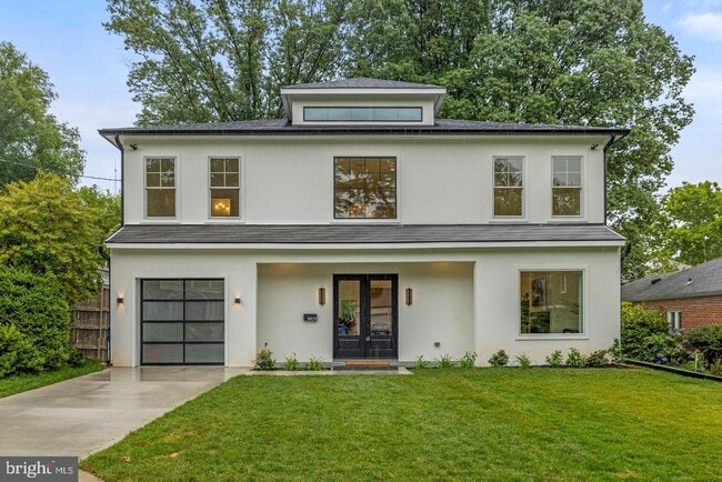 Building Photo - 8609 Woodbrook Ln
