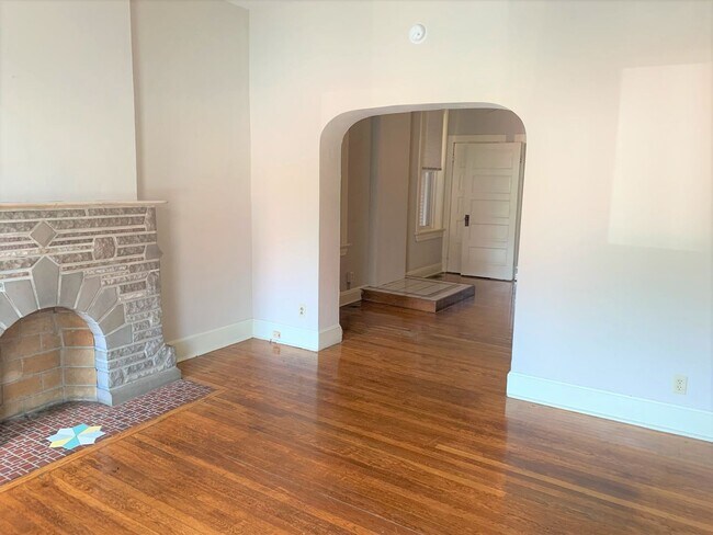 Photo - 1077 S Taylor Ave Unit 1077-1F S Taylor