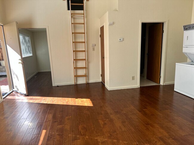 Photo - ADORABLE PRIVATE ADU IN GREAT PLEASANTON N...