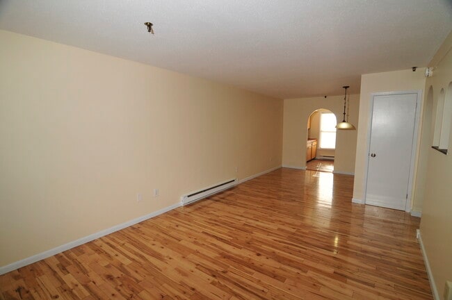Photo - 288 Main St Unit #14