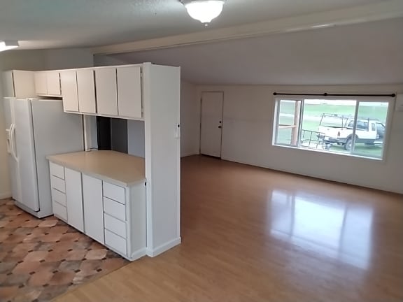 Photo - 12929 Lookingglass Rd