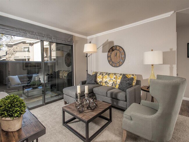 Deer Valley Apartment Homes
