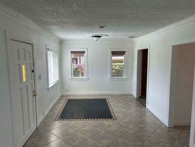 Building Photo - 5295 Cedar St Rental
