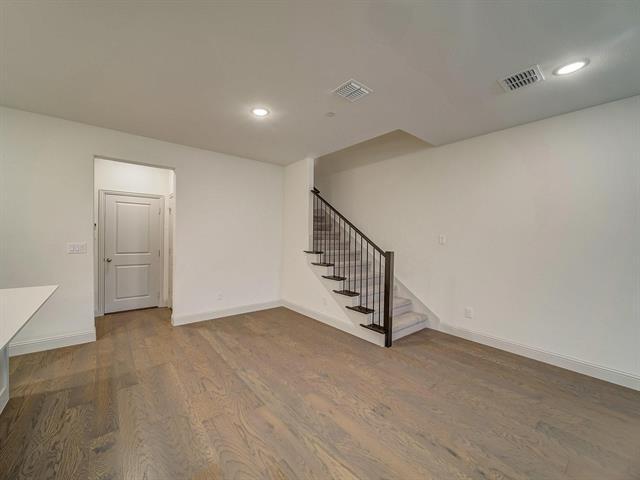 Photo - 7228 Sideoats Gama St