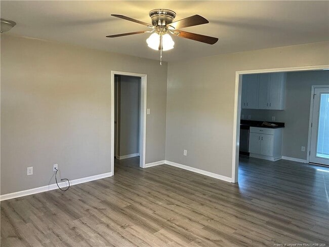 Photo - 77 Orchard Crest Cir