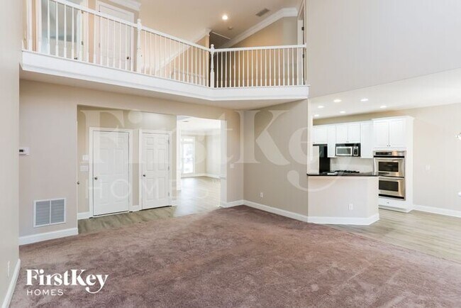 Photo - 3339 Wembley Walk