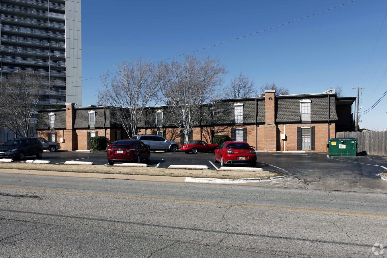 Foto principal - Normandie Condominiums