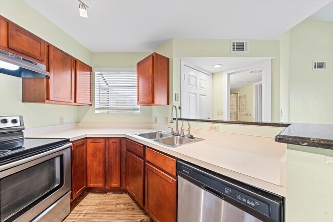 Photo - 1951 Island Club Dr Unit # 3-43