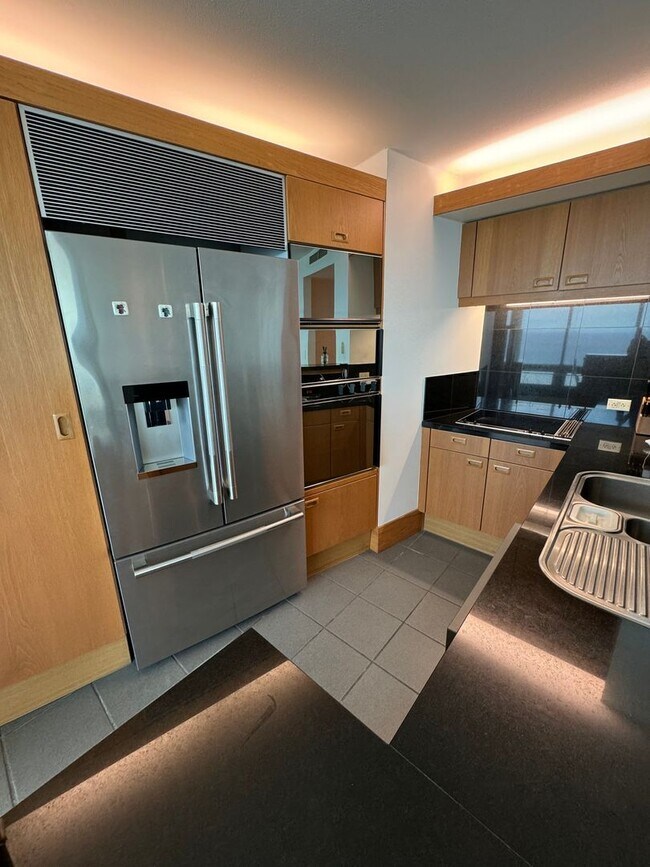 Photo - 2/2/2 Ocean-Front Nauru Towers, Endless Ocean Views, 34Floor Unit 3403
