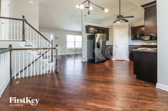 Photo - 1605 Cove Dr