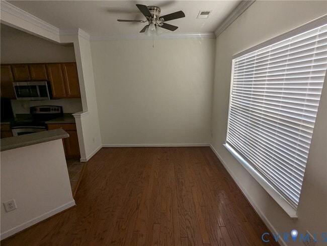 Photo - 5606 Millwheel Way